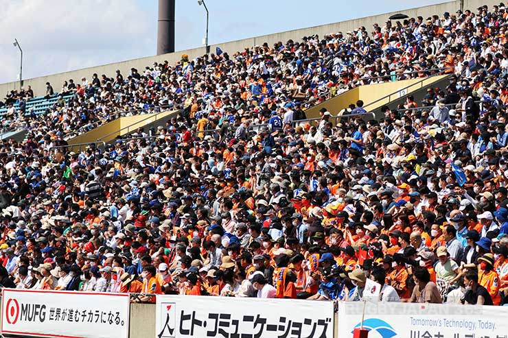 スタジアムには今季最多の15353名の観客が訪れた