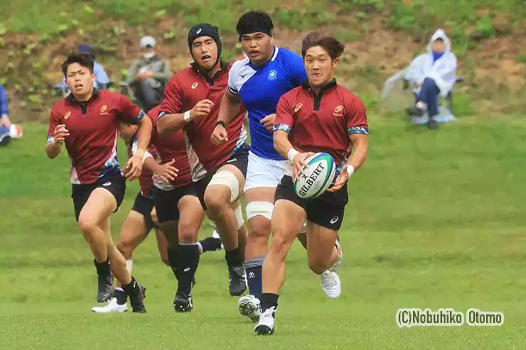 アタック力を見せつけた早稲田SH宮尾昌典（2年・京都成章）