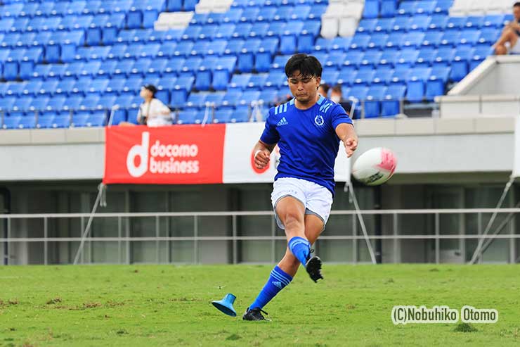 SO武藤がコンバージョンを決める。この日は6本を成功