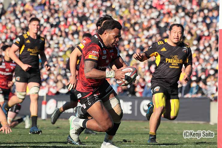 後半11分、タマニバルの逆転トライ