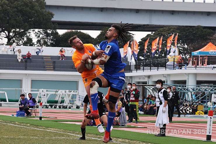 LOチョンキットとフォーリーの空中戦は