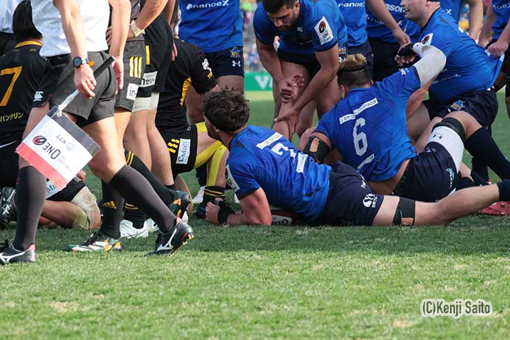 モールからボーシェーが2本目のトライ