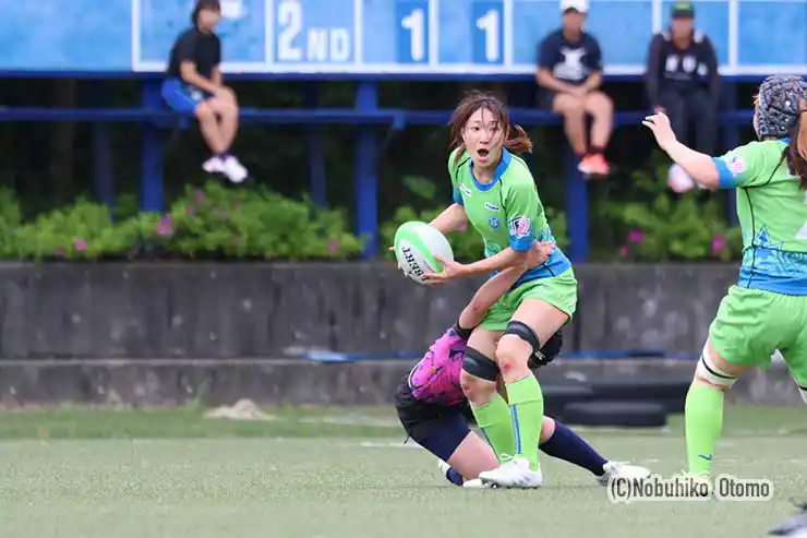 小俣麻衣子