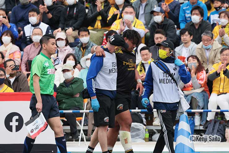 イーグルス戦で負傷したテビタ・タタフ
