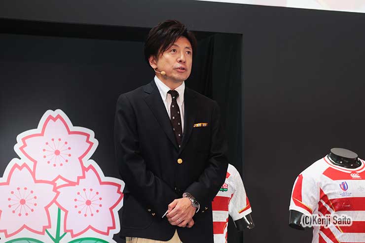 石塚正行事業部長