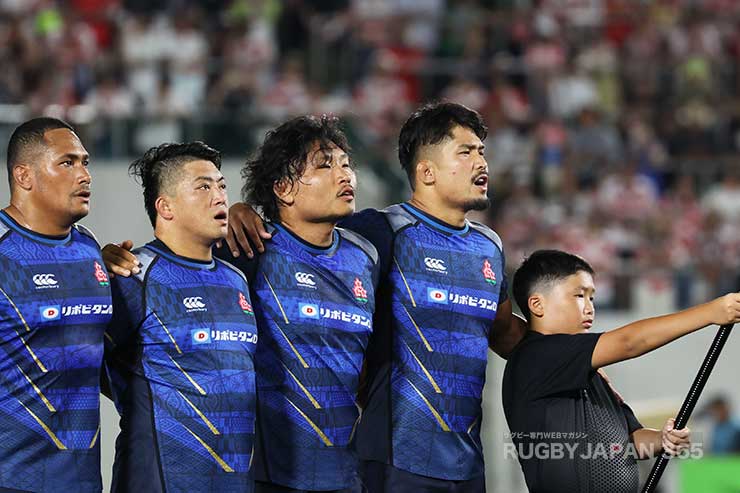 国歌斉唱・姫野和樹、稲垣啓太、坂手淳史