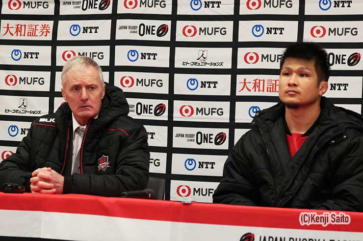 キーラン・クローリーHCと古田凌キャプテン