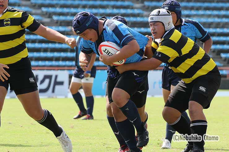 松本国際のアタック
