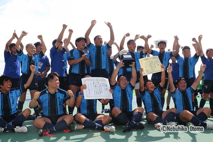 優勝した松本国際