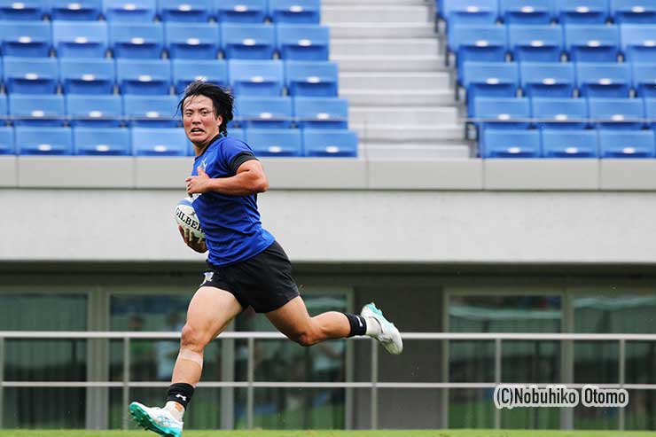 後半23分、竹山をサポートしたSH李がトライ