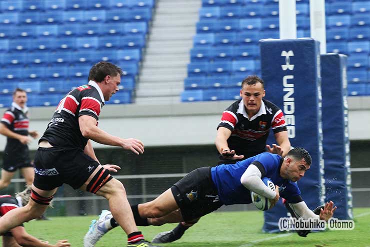 WTBノーラのトライ