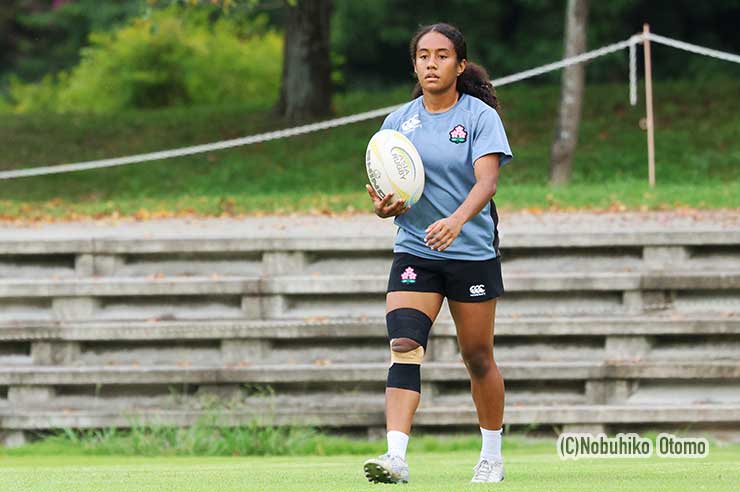 レイラニ・ナイヤガ 18 アザレア・セブン(静岡産大1年)