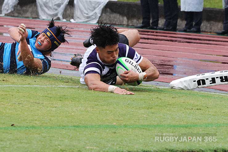 後半22分ハットトリックを決める阿部煌生