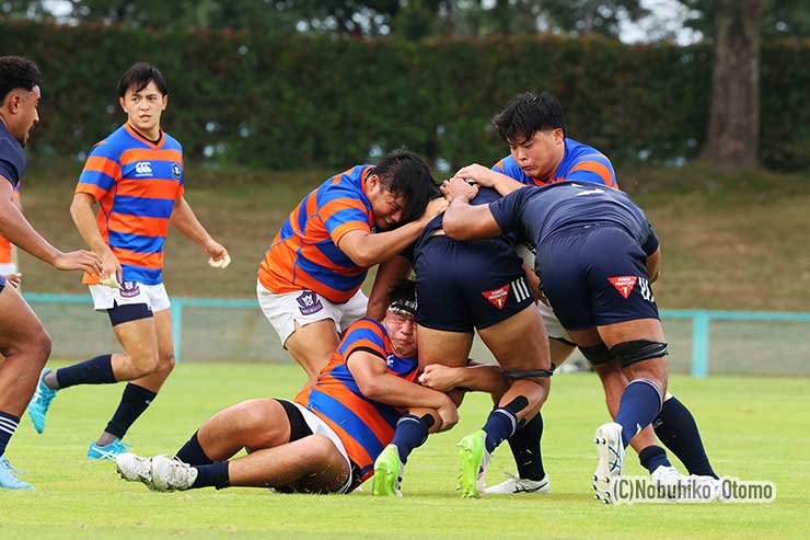 法大のタックル