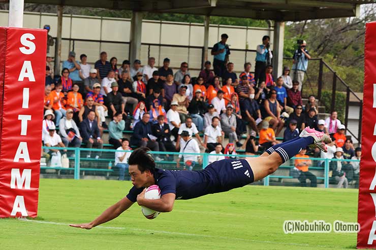 そのまま独走トライ