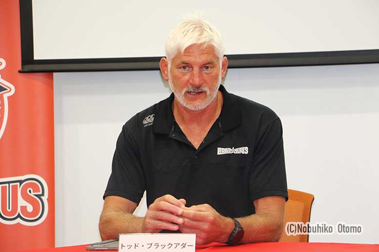 トッド・ブラックアダーHC