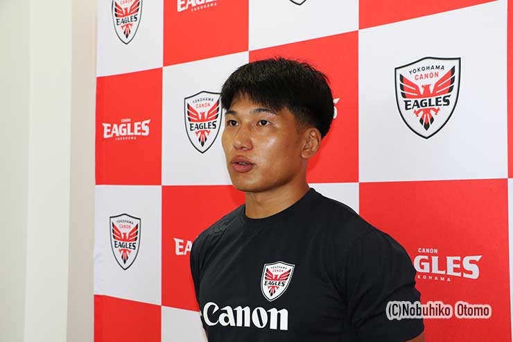 今季イーグルスに移籍したCTB森勇登。廣瀬との明大コンビで先発だ。