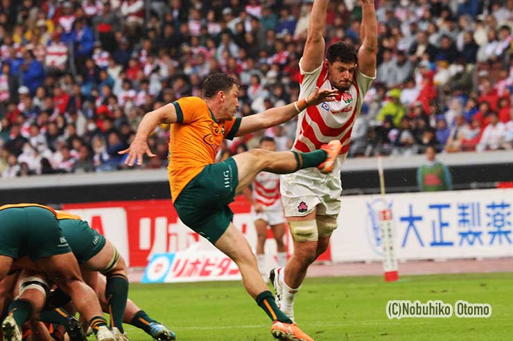 ジャック・コーネルセンのチャージ