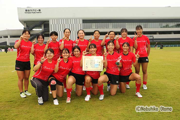 3位の福岡ラグビークラブ.