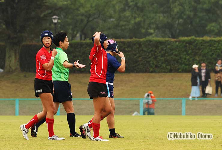 引き分け決着に戸惑いの表情