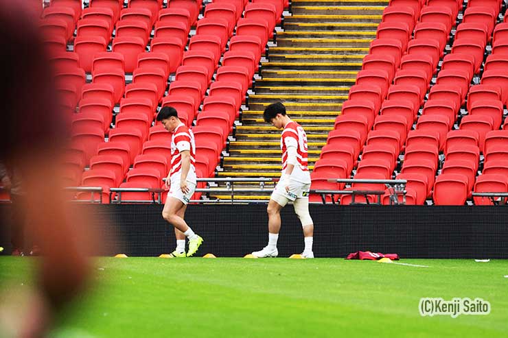 李承信と矢崎由高