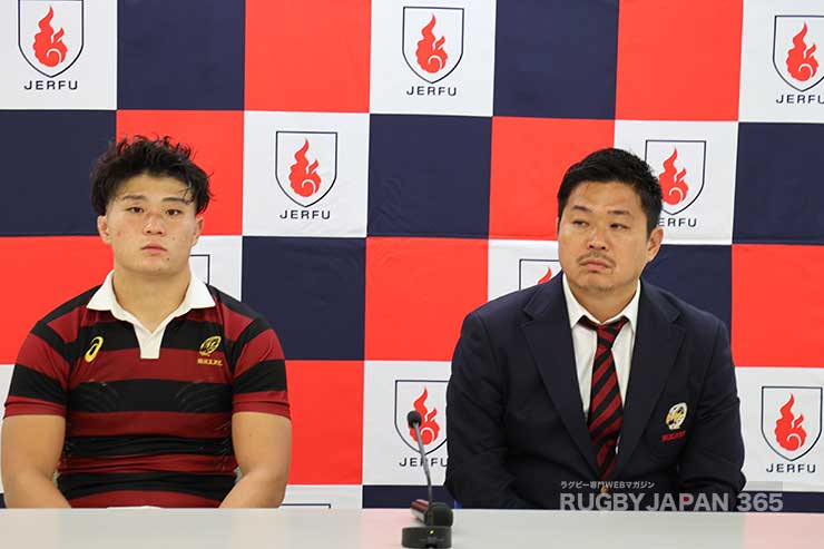 野中健吾主将（左）と大田尾竜彦監督（右）