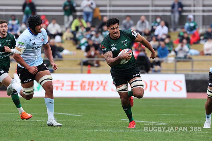 前半8分ジャクソン・ヘモポの突破から