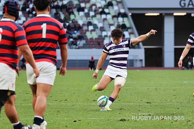 前半の終盤、平翔大がPGを2本しっかりと決めて突き放した