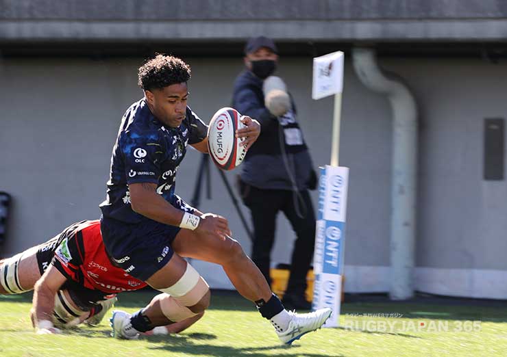 29分ケレブ・カヴバティのトライ