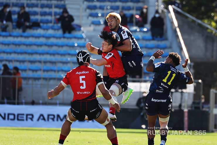 山中亮平と石田吉平の空中戦