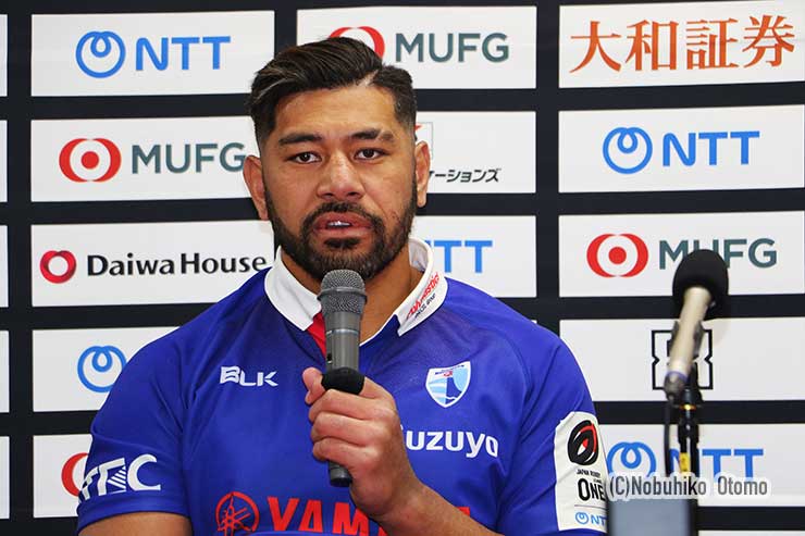 静岡ブルーレヴズ、チャールズ・ピウタウキャプテン