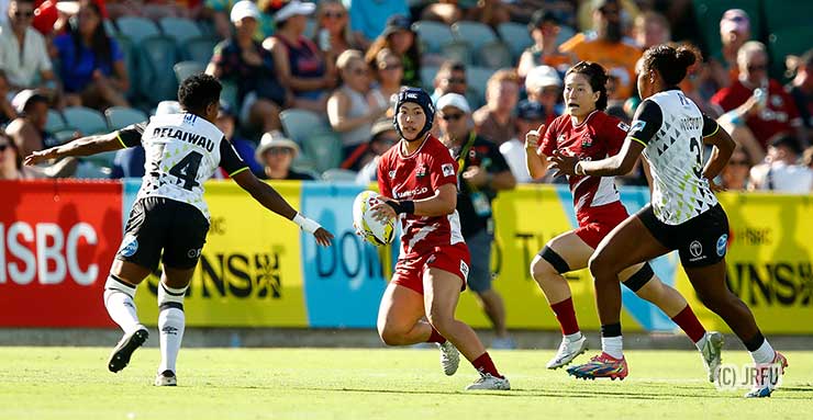 最年少ながら三枝とともに全5試合に先発、FW兼BKで奮闘した大内田葉月