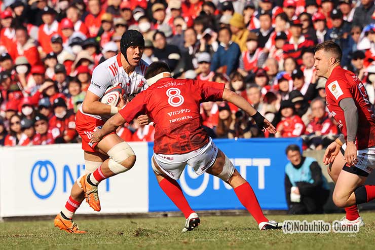 タリ・イオアサ