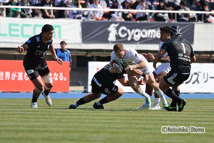 浦安FLヴィーセの突破