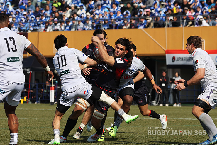 後半から出場のパブロ・マテーラ