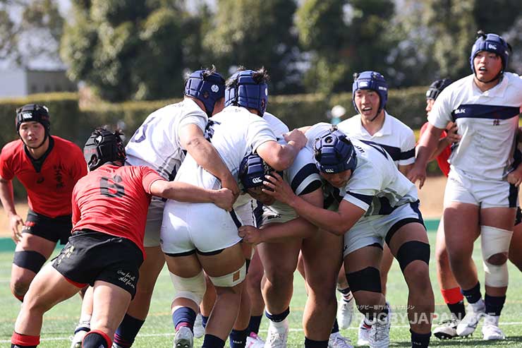 前半25分モールを押し込み