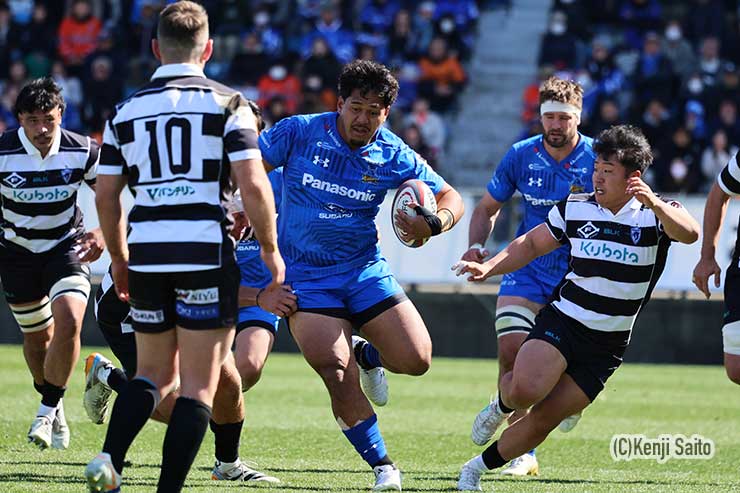 リサラ・フィナウ