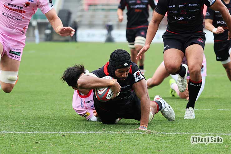 アセリ-・マシヴォウnのトライ